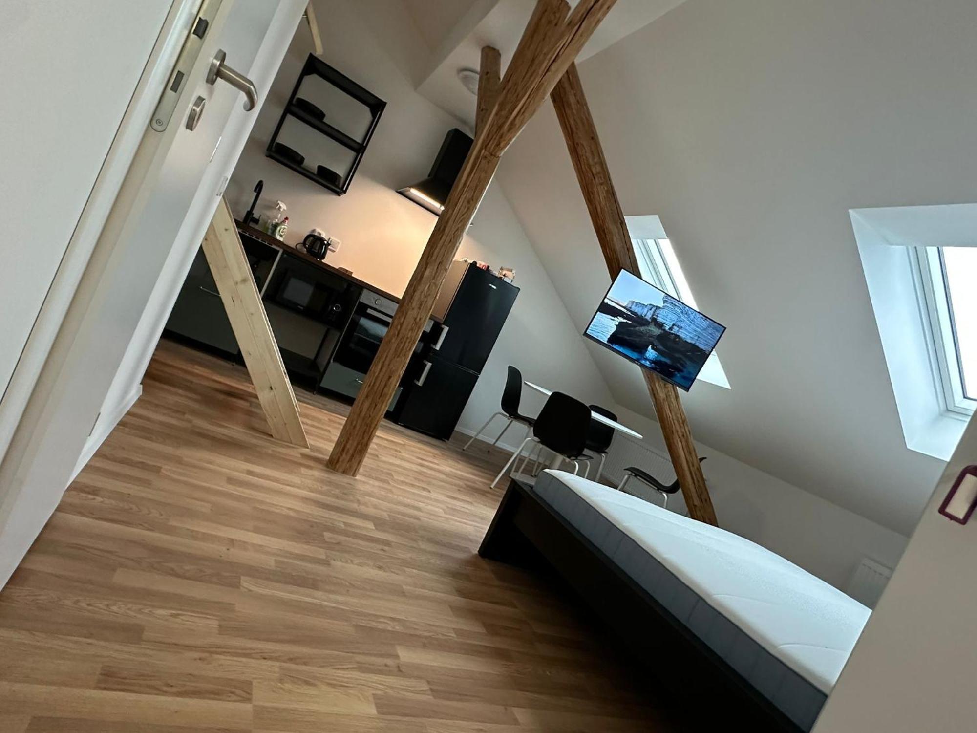 Zizkov Tower Suites Praga Zewnętrze zdjęcie